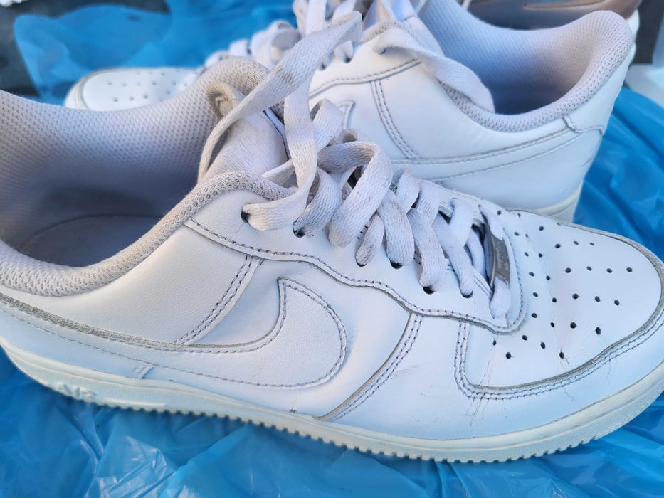 Унисекс бяли маратонки