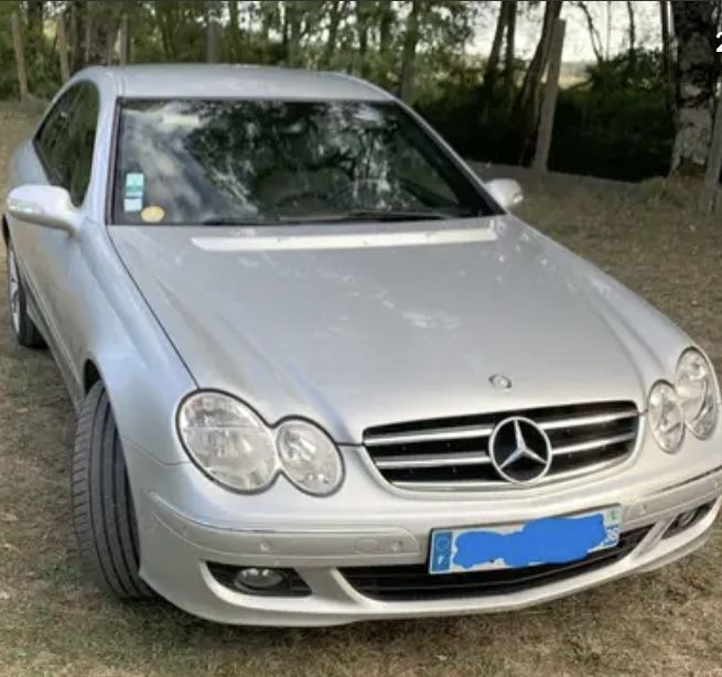 Dezmembrez Mercedes CLK 220 150cp 2009