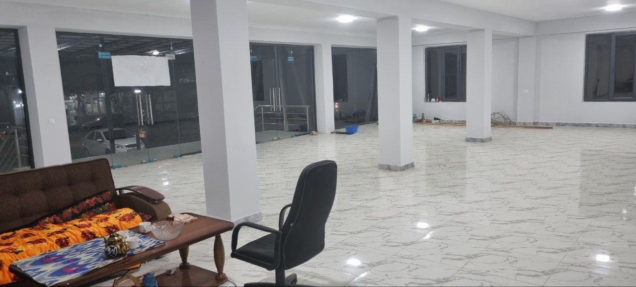 Нотурар бино ижарага берилади