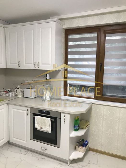 Дава се под наем Тристаен апартамент в Варна, Чайка - 87 кв.м за 765 € - Снимка #2