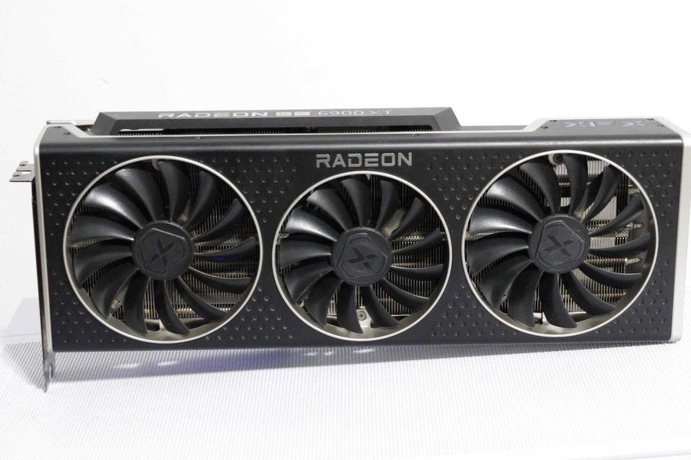 Placa video XFX RX 6900 XT Speedster MERC 319 Black Edition 16GB GDDR6