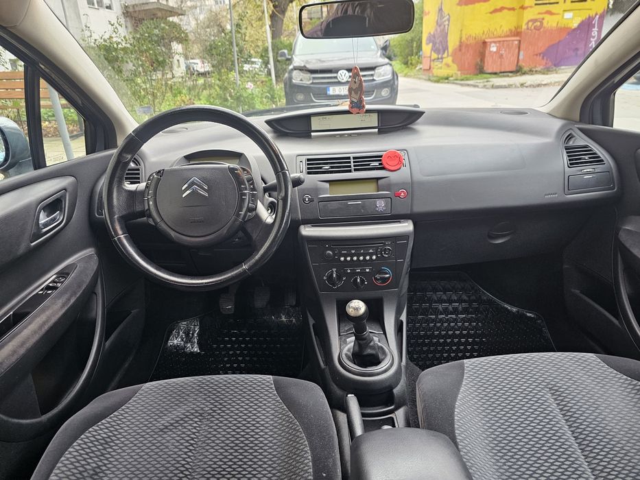 Продавам Citroen c4 1.6HDI