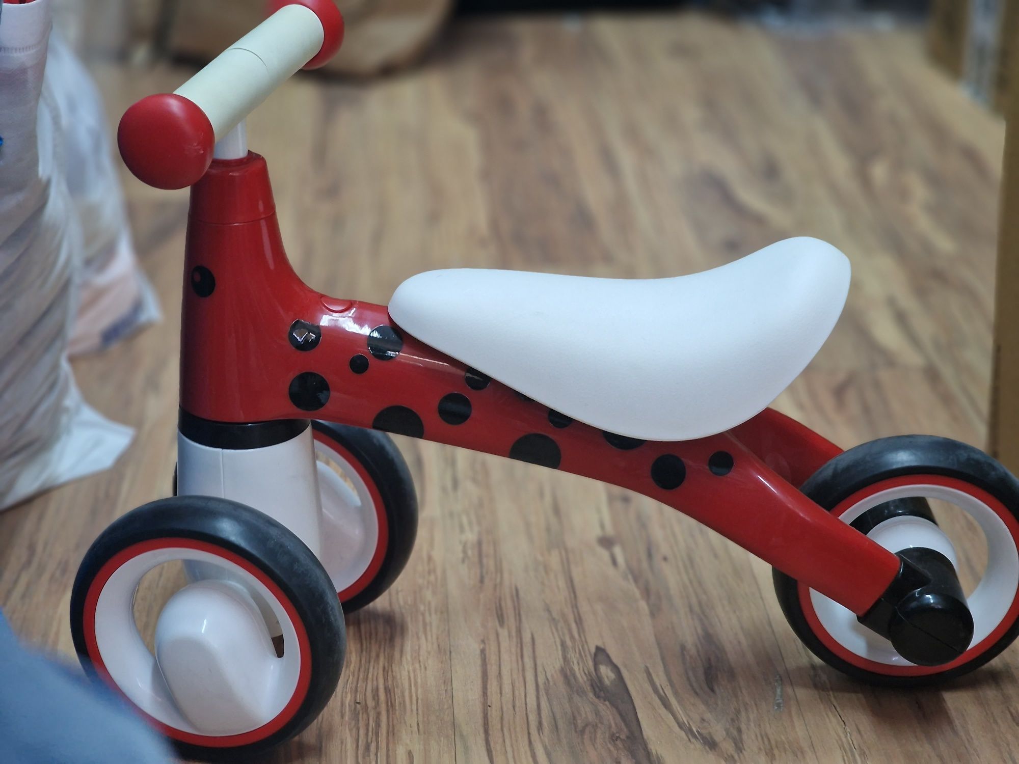 Триколка/колело за яздене Hauck Ride Three Ladybug Red