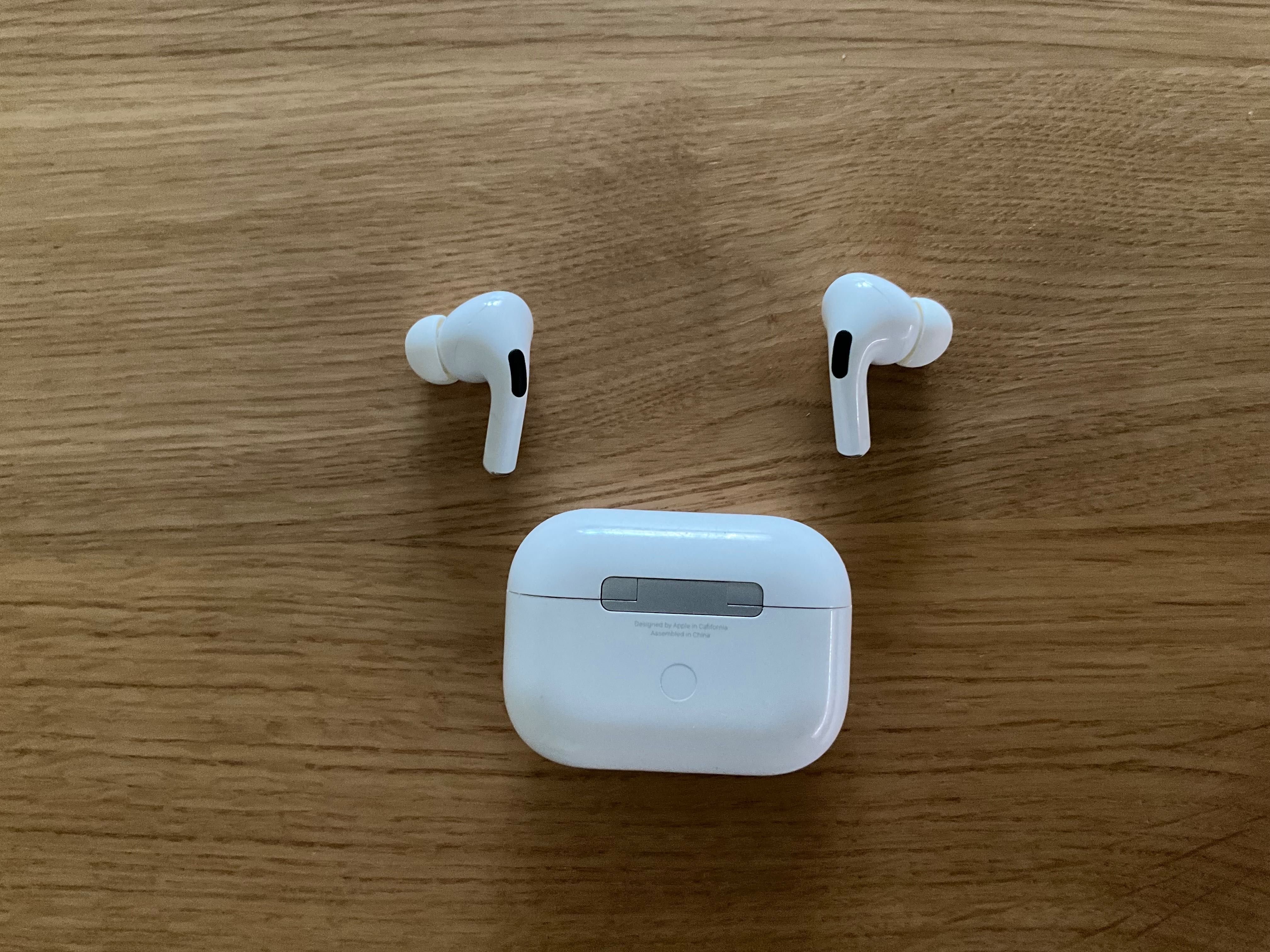 AirPods Pro (1st gen)