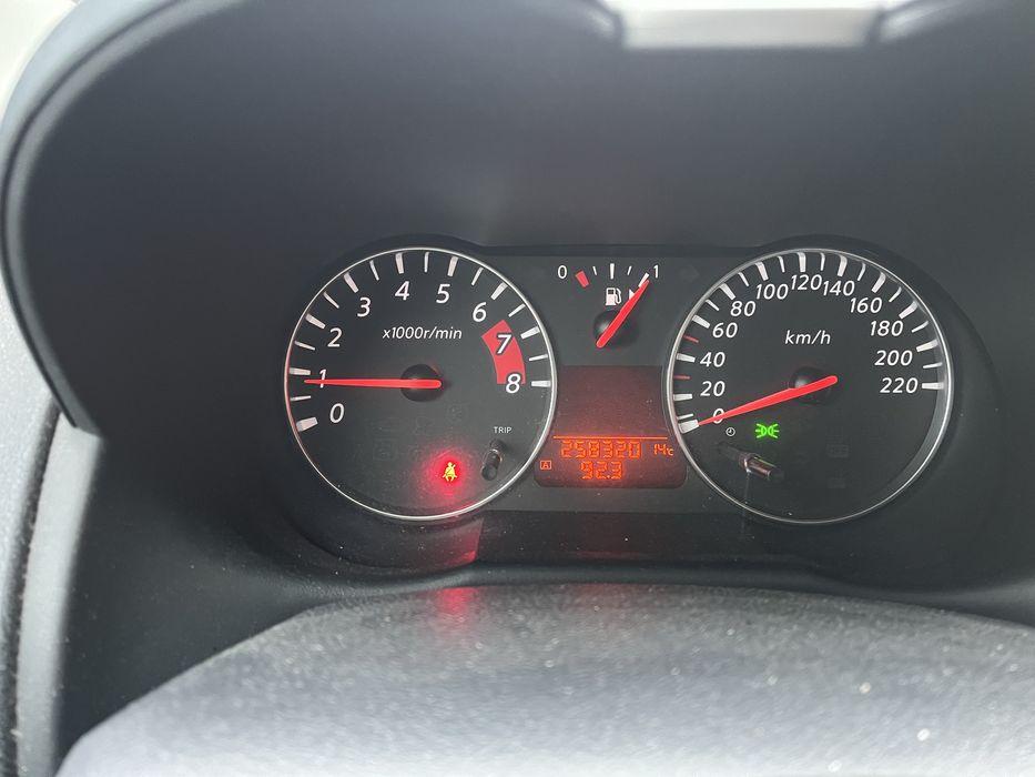 Nissan Note 1.6 бензин/газ, 2009