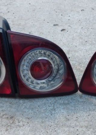 Stop Tripla Stanga de pe haion VOLKSWAGEN GOLF 5 PLUS