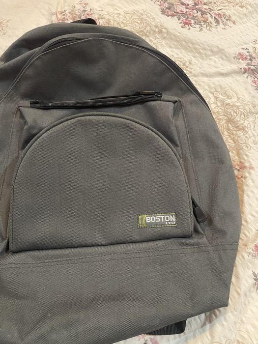 Ghiozdan ruscac impecabil