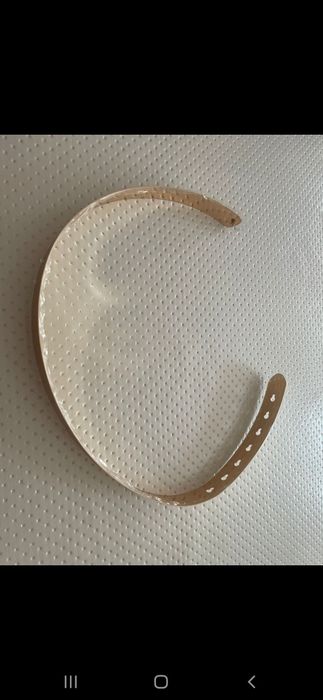 Продам ремень золотого цвета