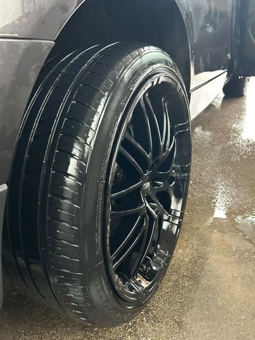 Продавам джанти 22-ки със летни гуми от Audi Q7
