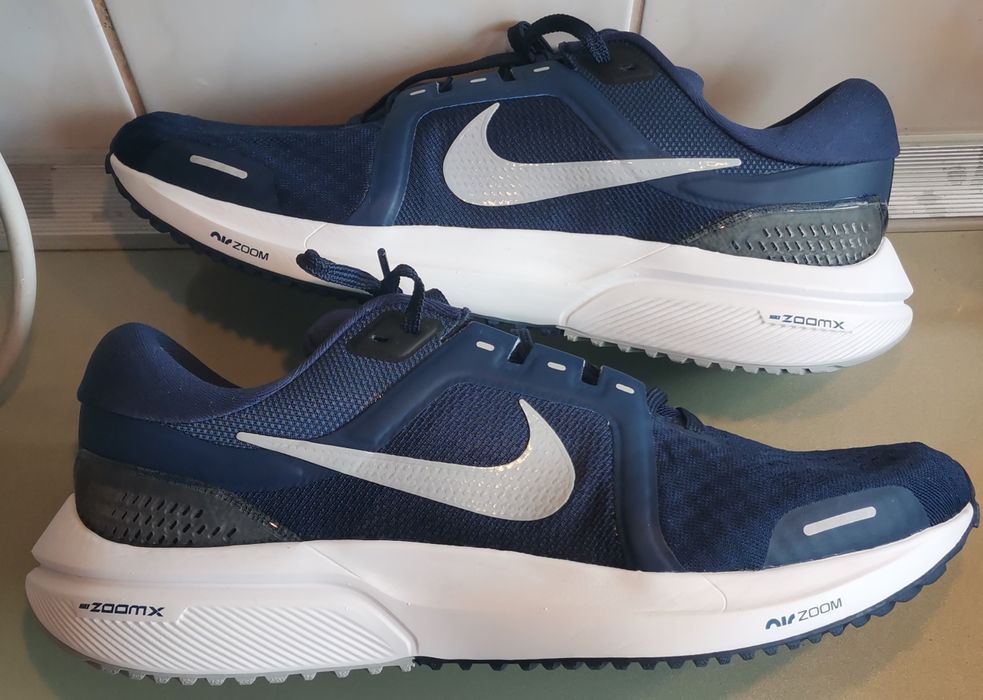 NIKE Air Zoom Vomero 16, mas 44