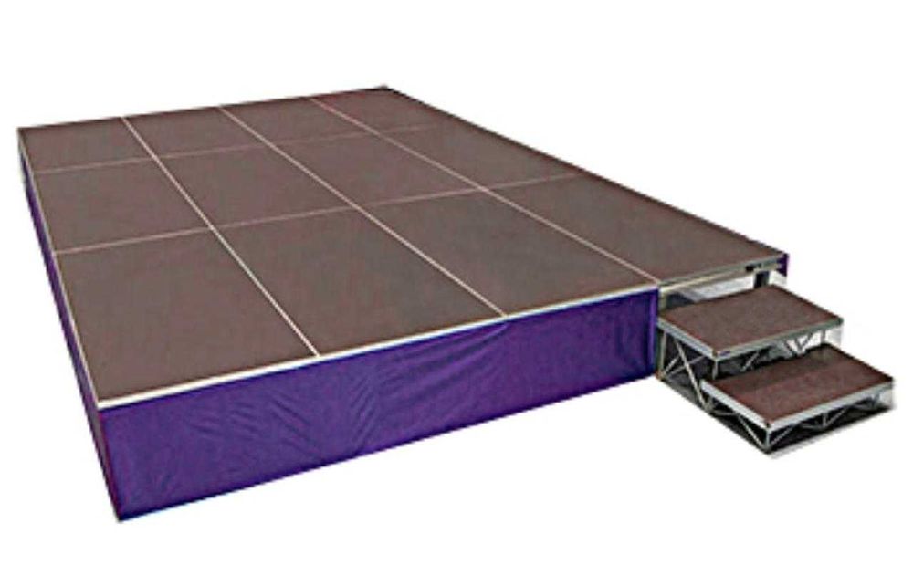 Подиум ,сцена ,профессиональные столы в аренду