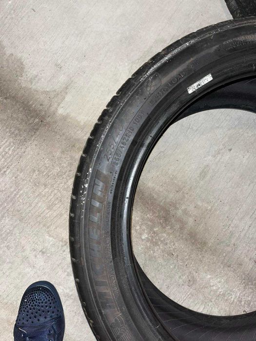 Гуми Michelin 19 all season 255/40 100Y zr extraload