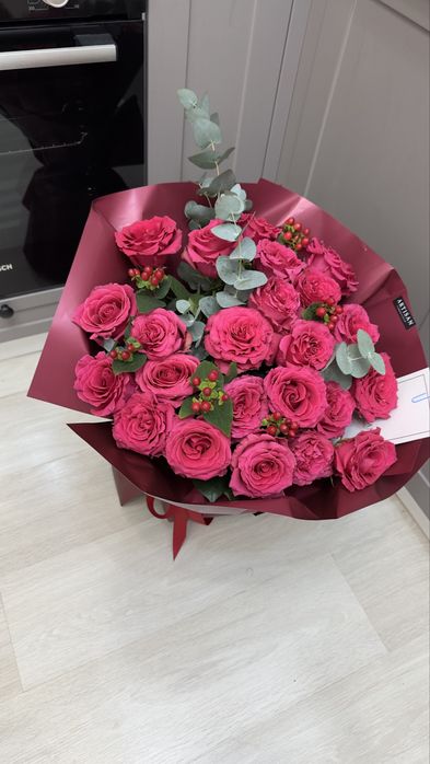 Продам букет свежий цена 10.000 тысяч тг