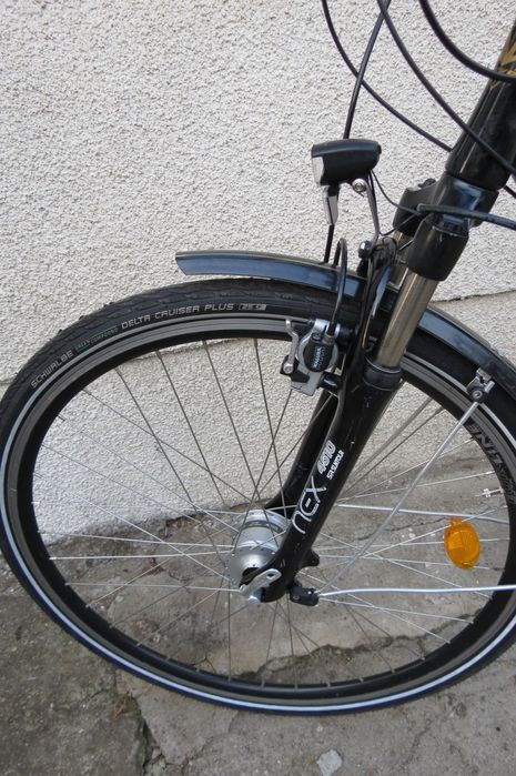 Vând bicicleta trekking Carver