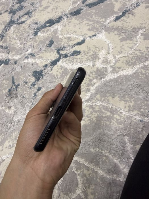 Xiomi 11lite holati yaxshi