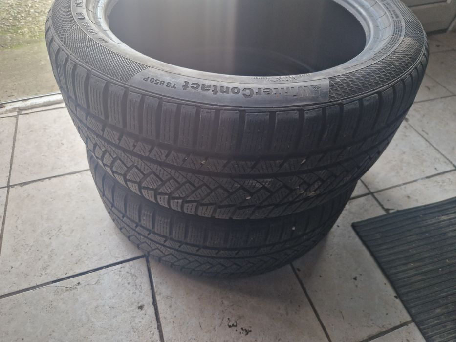 Două anvelope Iarnă Continental  235 45 18