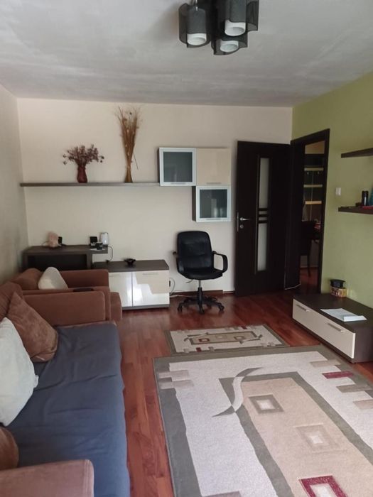 Apartament 3 camere Constanta zona Balada
