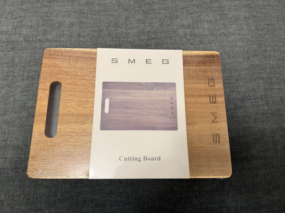 Tocator lemn Smeg, nou