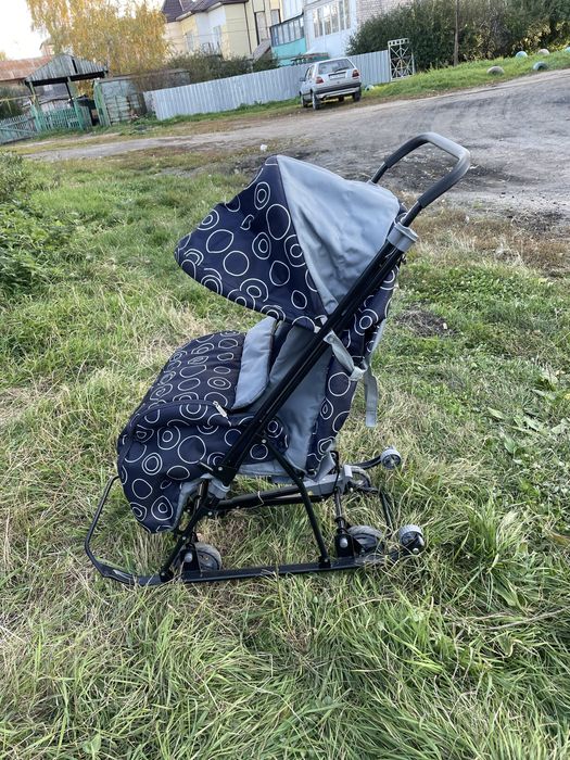 Санки детские в хорлшем состоянии