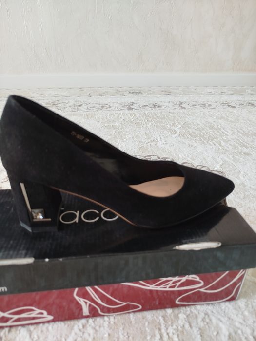 Туфли замша новые