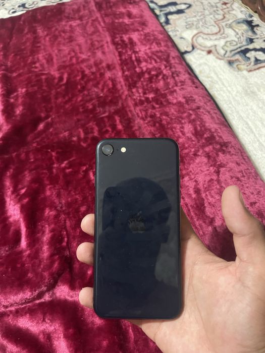 Iphone se 22 sotladi