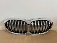 Grila radiator Bmw seria 1 F40 dupa 2019 cod 7076895 originala noua