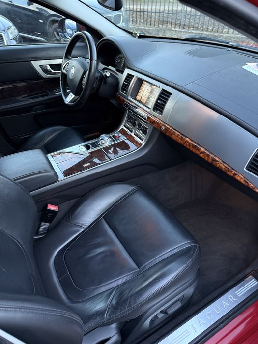 Posibilitate Rate Jaguar XF 2.2 Euro5 Super Calitate, Garantie 12 36