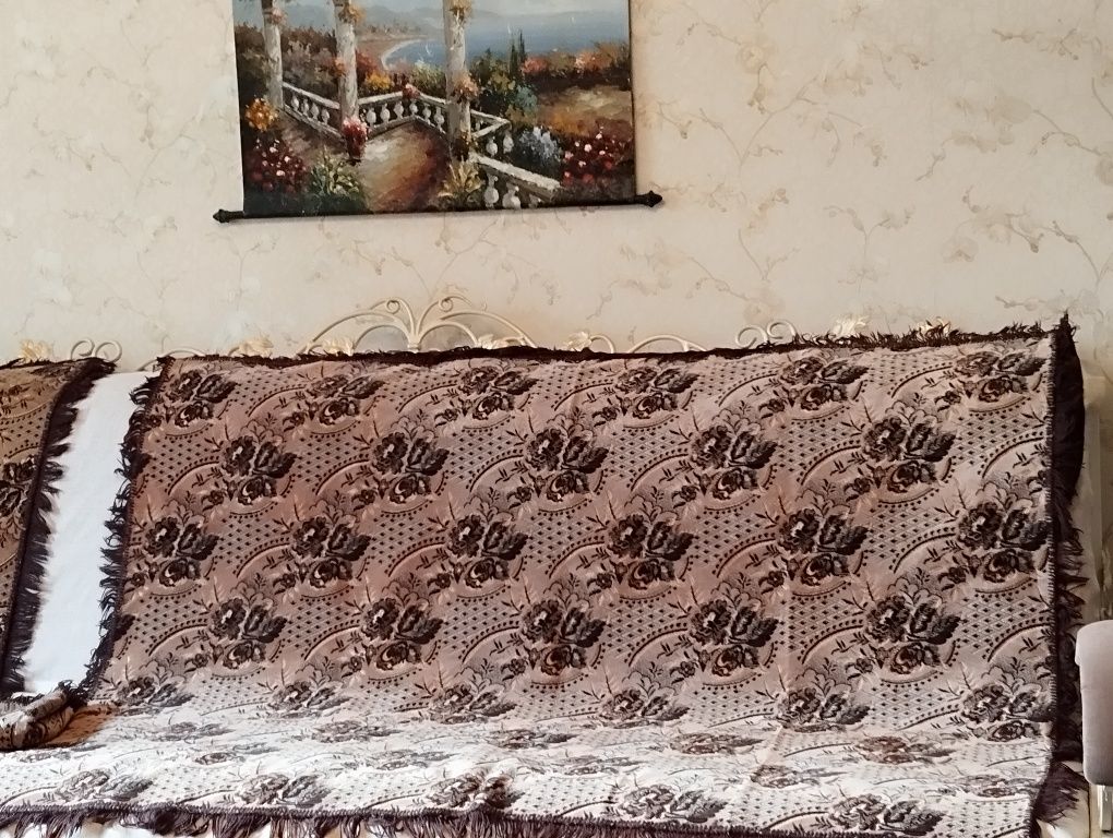Дивандек+ накидки на кресло