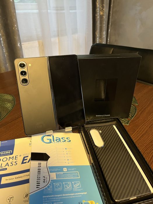 Vand /Schimb Samsung  Z Fold 5 512 GB  (Garantie Altex )