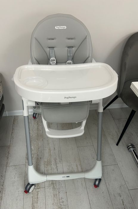 Стол за хранене Peg perego