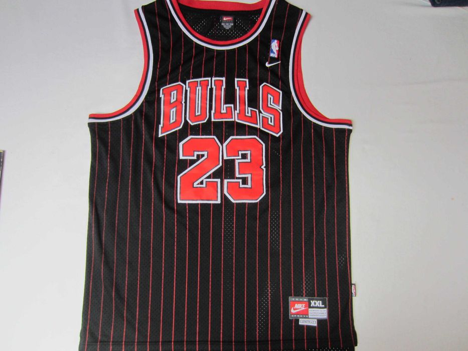 Maiou baschet JORDAN, Chicago Bulls, masura XXL, marca Nike,  ca nou
