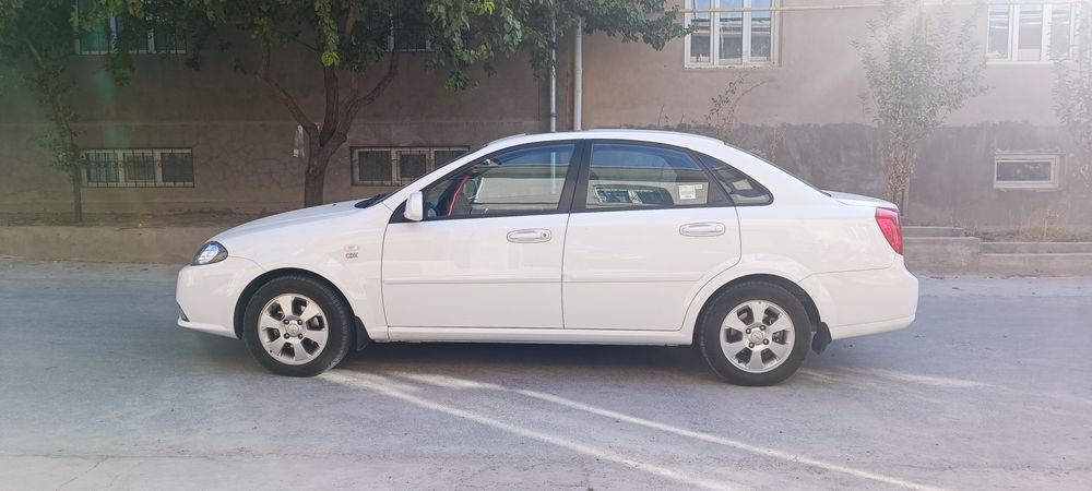 Chevrolet gentra 2020 3-pazitsiya full

Probeg 20.000