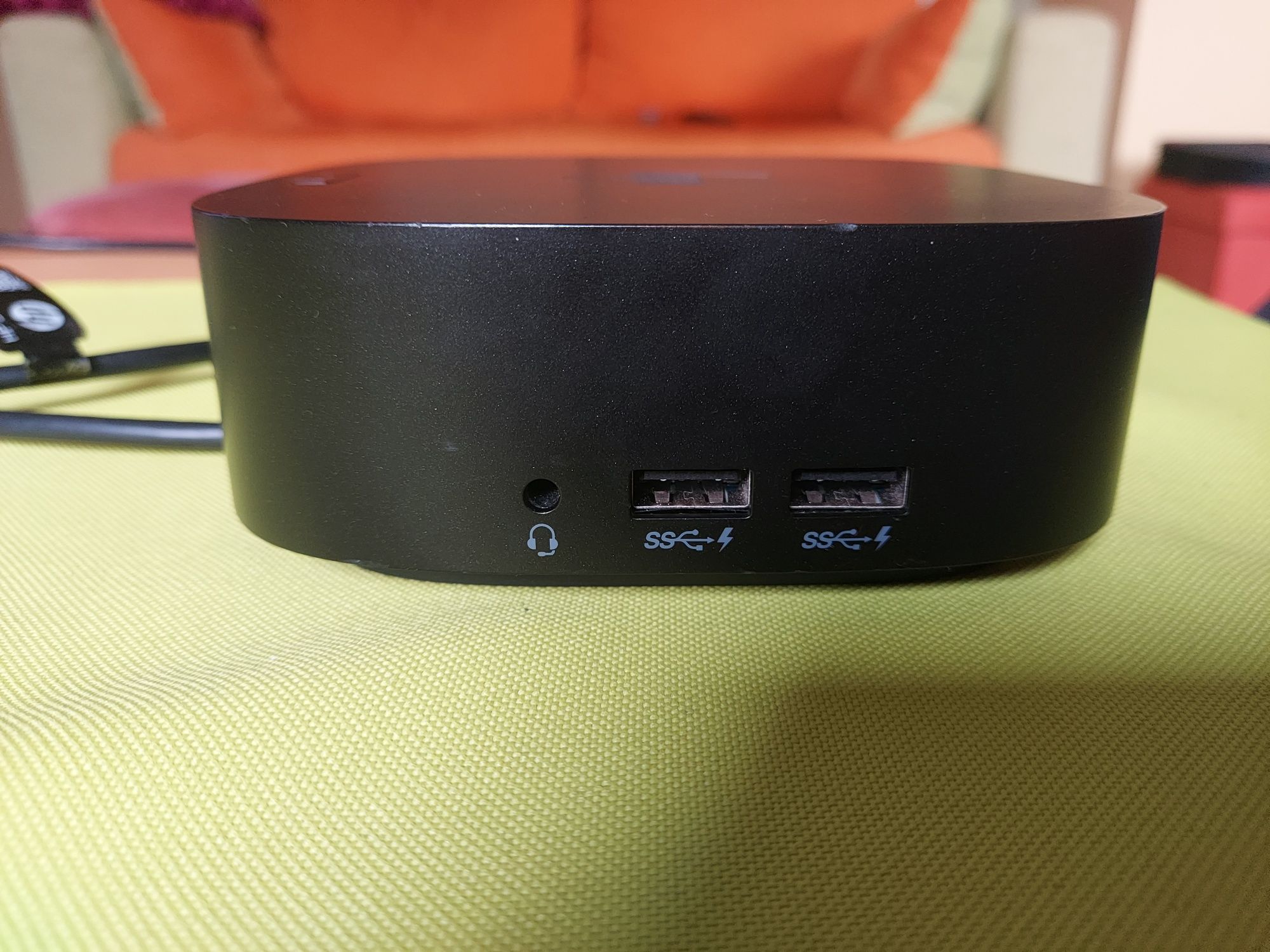 Продавам  докинг станция HP USB-C/A Universal Dock G2,

Прод
