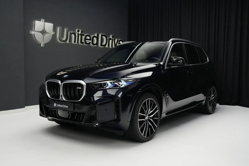 BMW X5 M BMW X5 M60i xDrive