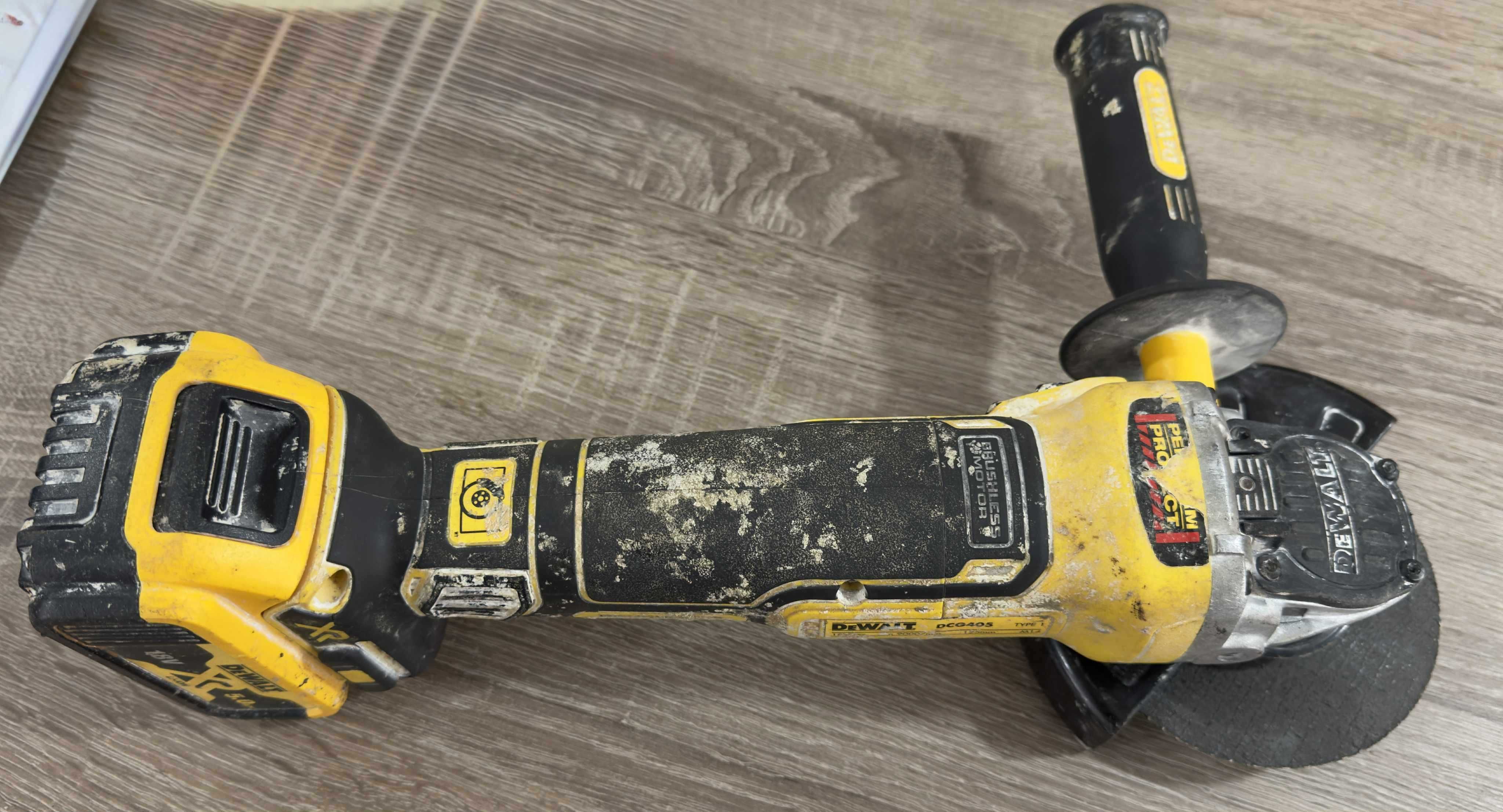 Ъглошлайф DeWALT DCG405