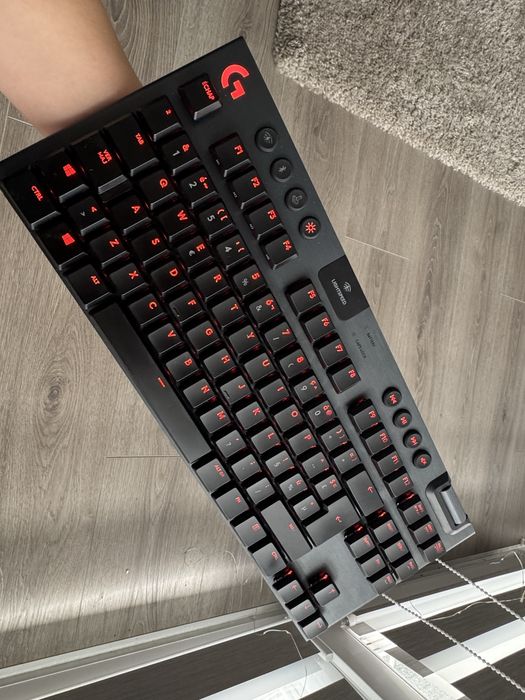 Logitech G915 TKL