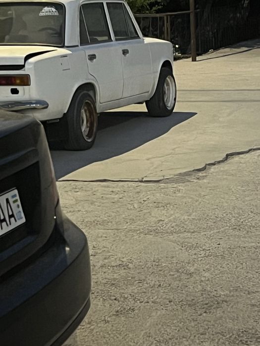 Vaz 21011 juguli sotiladi