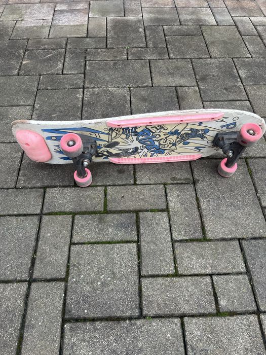 Skateboard de vanzare