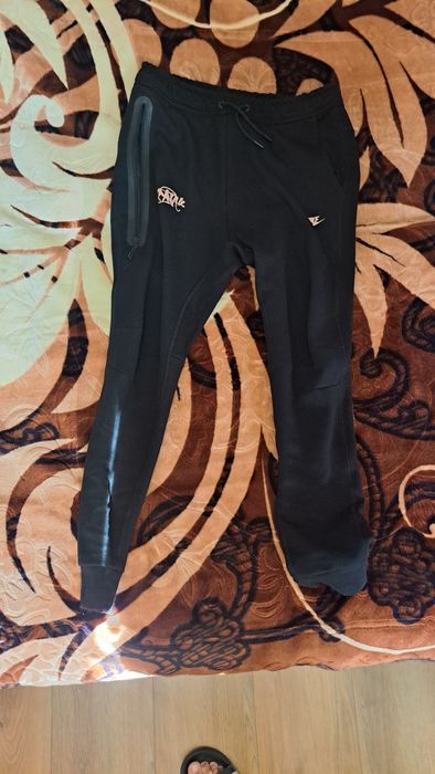 Nike tech fleece central cee