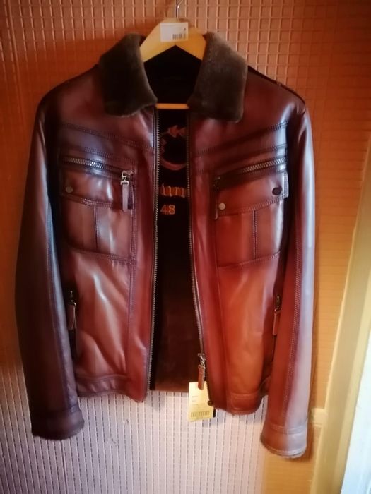 Продам дублёнку, абсолютно новую