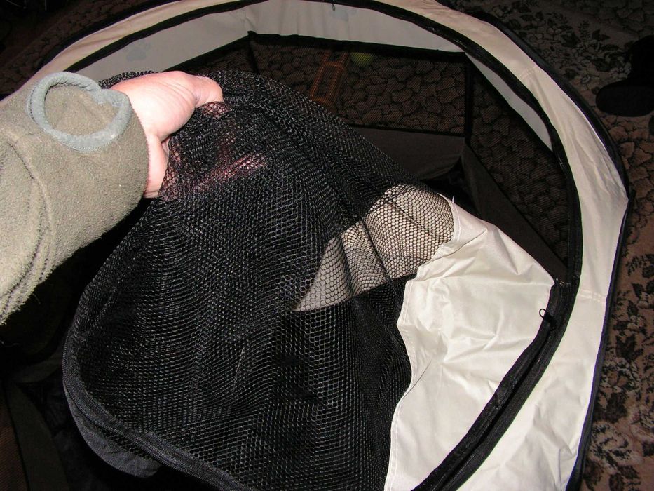 Голяма сгъваема кучешка /котешка/кошара.