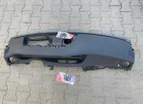 Mercedes Benz W222 - S - plansa de bord - HUD cusatura alba / gri