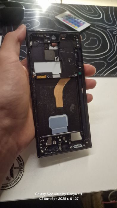 Продам рамку дисплея для Samsung S22 Ultra