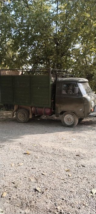 Uvaz sotiladi bartavoy