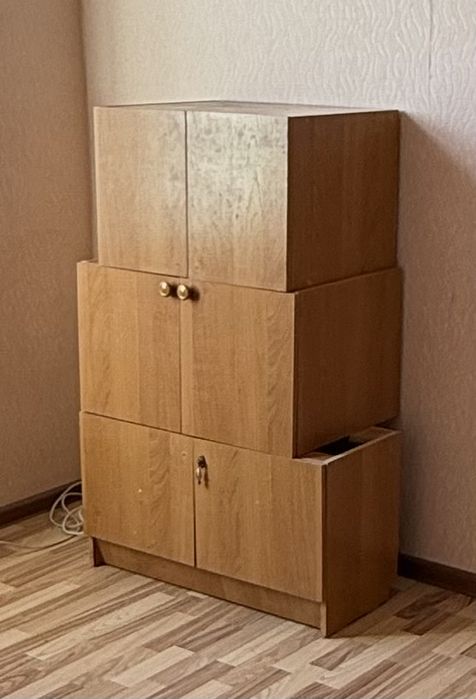 Продам тумбочки хорошие