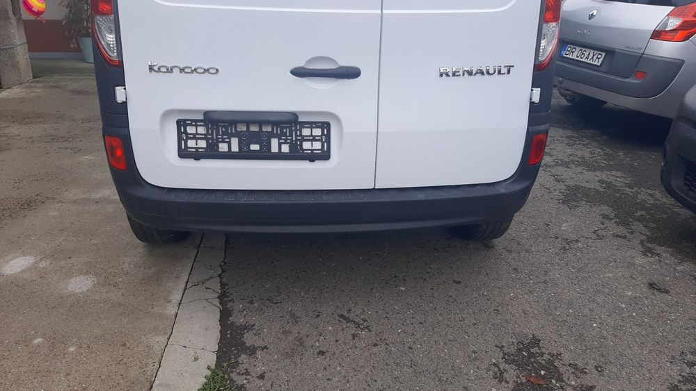Dezmembrez piese renault kangoo(citan)bară spate,ușă spate,laterală,mo