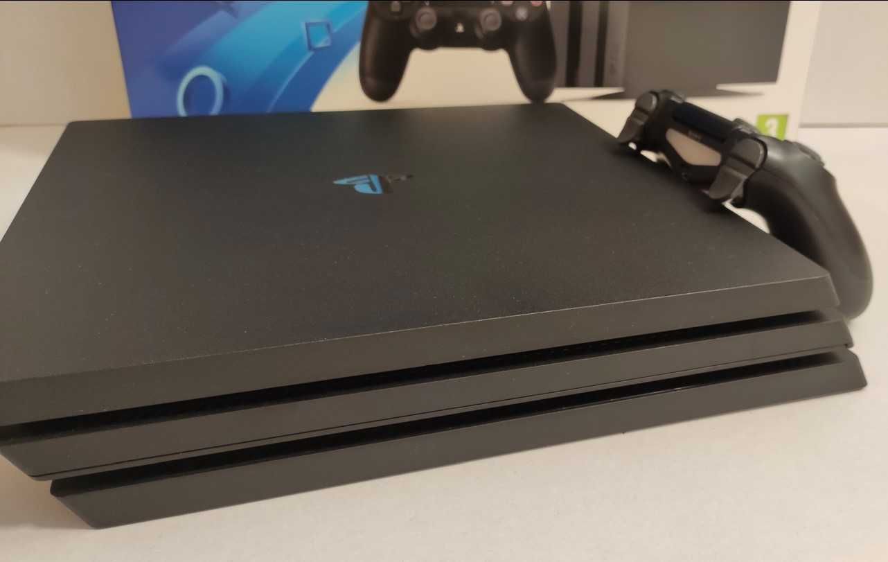 [ps4] Пълен комплект SONY Playstation 4 PRO 1 TB/опция за Изплащане