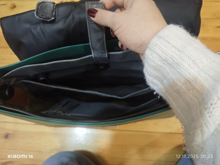 O-bag куфарче в зелено