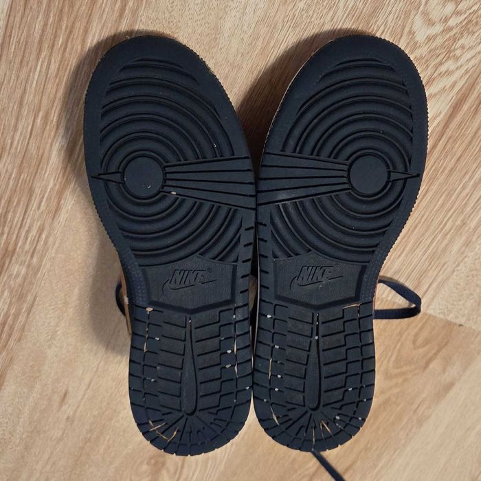 Pantofi copii Air Jordan 1 low, unisex, marime 35, stare bună