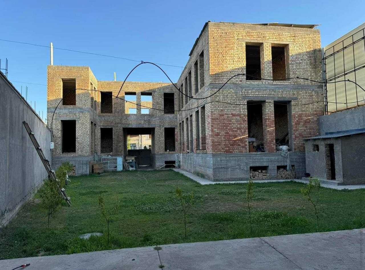 Продаю свой дом в Юнасабадском районе 8,3 соток